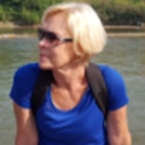 Meet your Posher, Lori